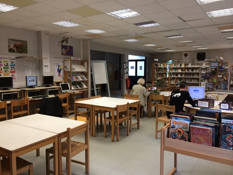 Library in Seint-Denis, France 