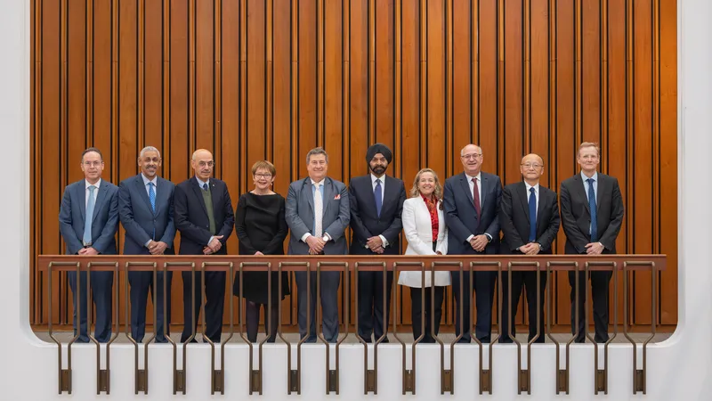 Heads of MDBs Group meeting at the IMF/World Bank Group Annual Meetings 2025 in Washington, D.C. From left to right: Guillaume Chaubert (IMF), Sidi Ould Tah (AfDB), Mohammed Sulaiman Al-Jasser (IsDB), Odile Renaud-Basso (EBRD), Carlo Monticelli (CEB), Ajay Banga (World Bank), Nadia Calviño (EIB), Ilan Goldfajn (IDB), Masato Kanda (ADB), Ludger Schuknecht (AIIB). Photo by: © World Bank