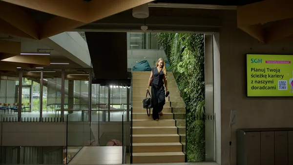 “The biggest difference in the SGH Hub of Innovation is the design and energy,” says Maja Todd, a student at SGH.