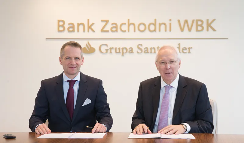 Signature Poland BZ WBK.jpg