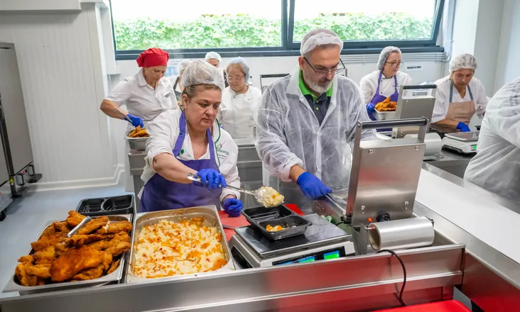 Kitchen scene at Food Bank, Sector 6, Bucharest