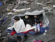 Migrants waiting at the border